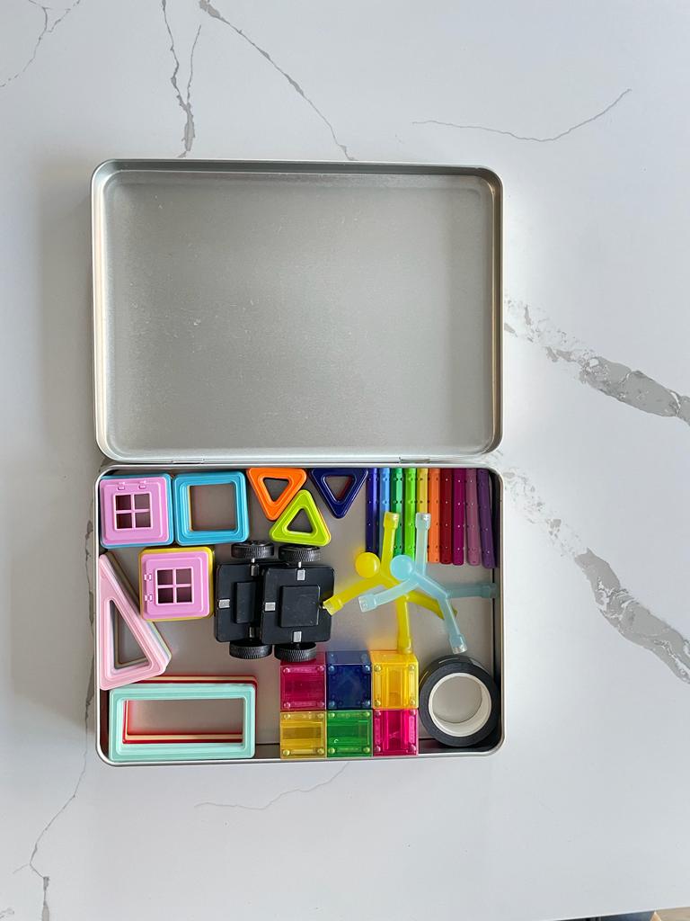 Large Magnetic Travel Set - Mini Jetsetter